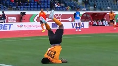 Sao Premier League suýt gãy cổ khi ăn mừng bàn thắng tại AFCON 2025